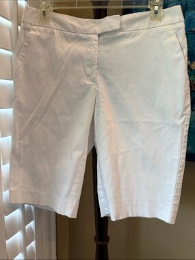 Jones New York White Bermuda Shorts - Clean Tailored Style
